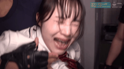 制服美少女達が連鎖レイプで次々と鬼畜レイプで酷い目にあうのがエロい!