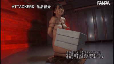 緊縛された女の子達が痛めつけられる拷問プレイでアナルまでハメられる鬼畜プレイがエロい!